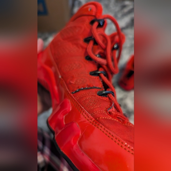 Nike Air Jordan Retro 9 Chile Red Size 4Y Sneakers - Picture 14 of 15